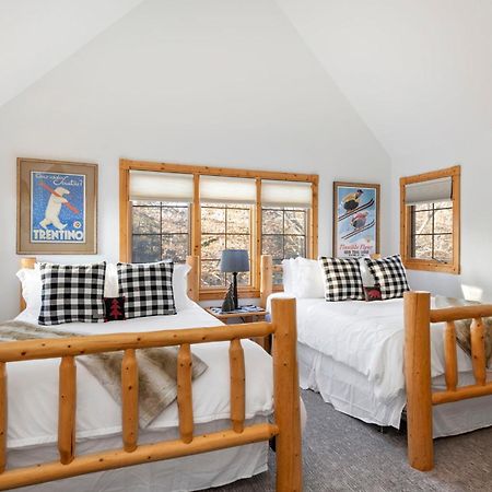 The Lodge, 'North Woods' Style, Boutique Galena Getaway! Dış mekan fotoğraf