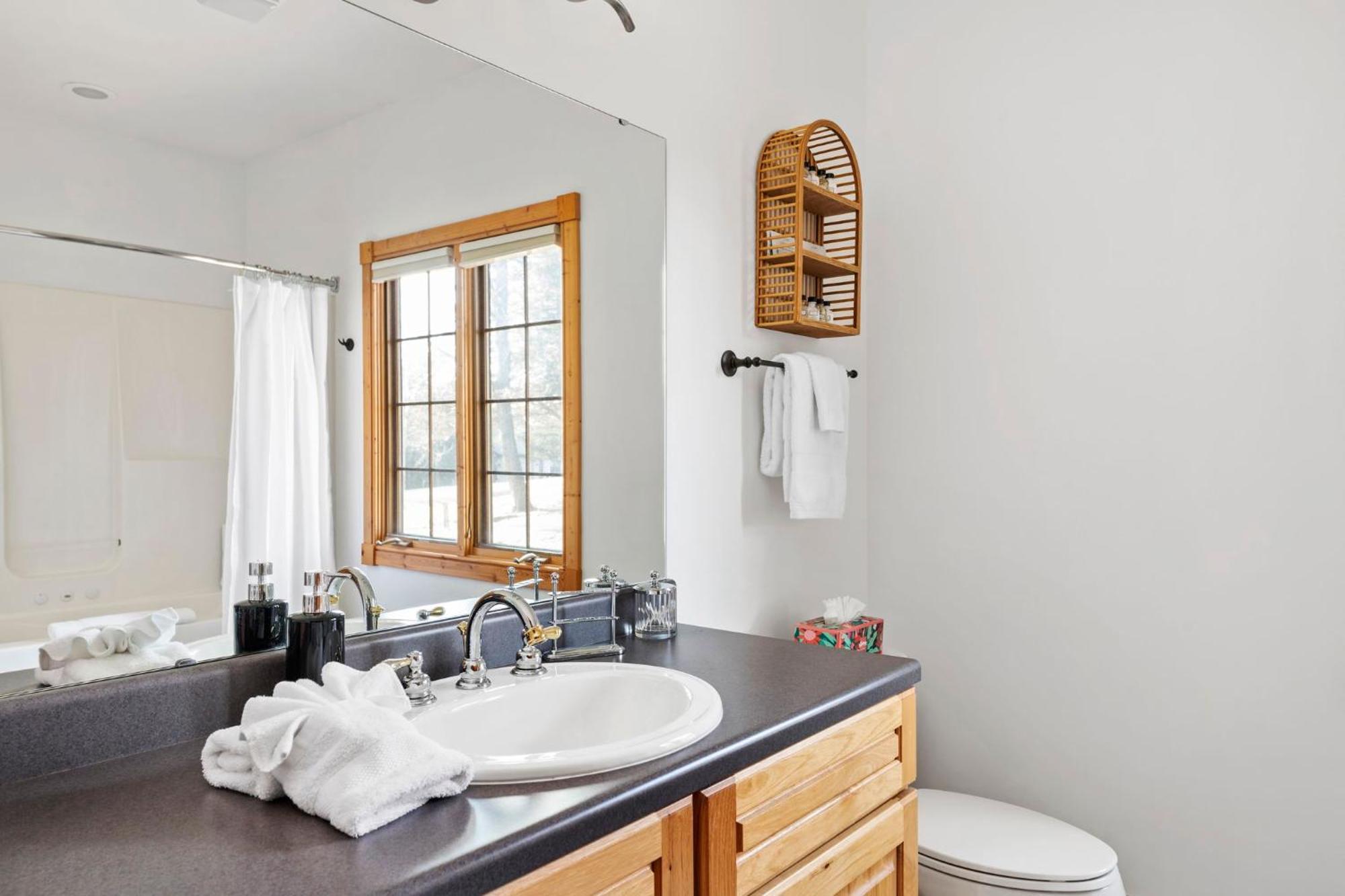 The Lodge, 'North Woods' Style, Boutique Galena Getaway! Dış mekan fotoğraf